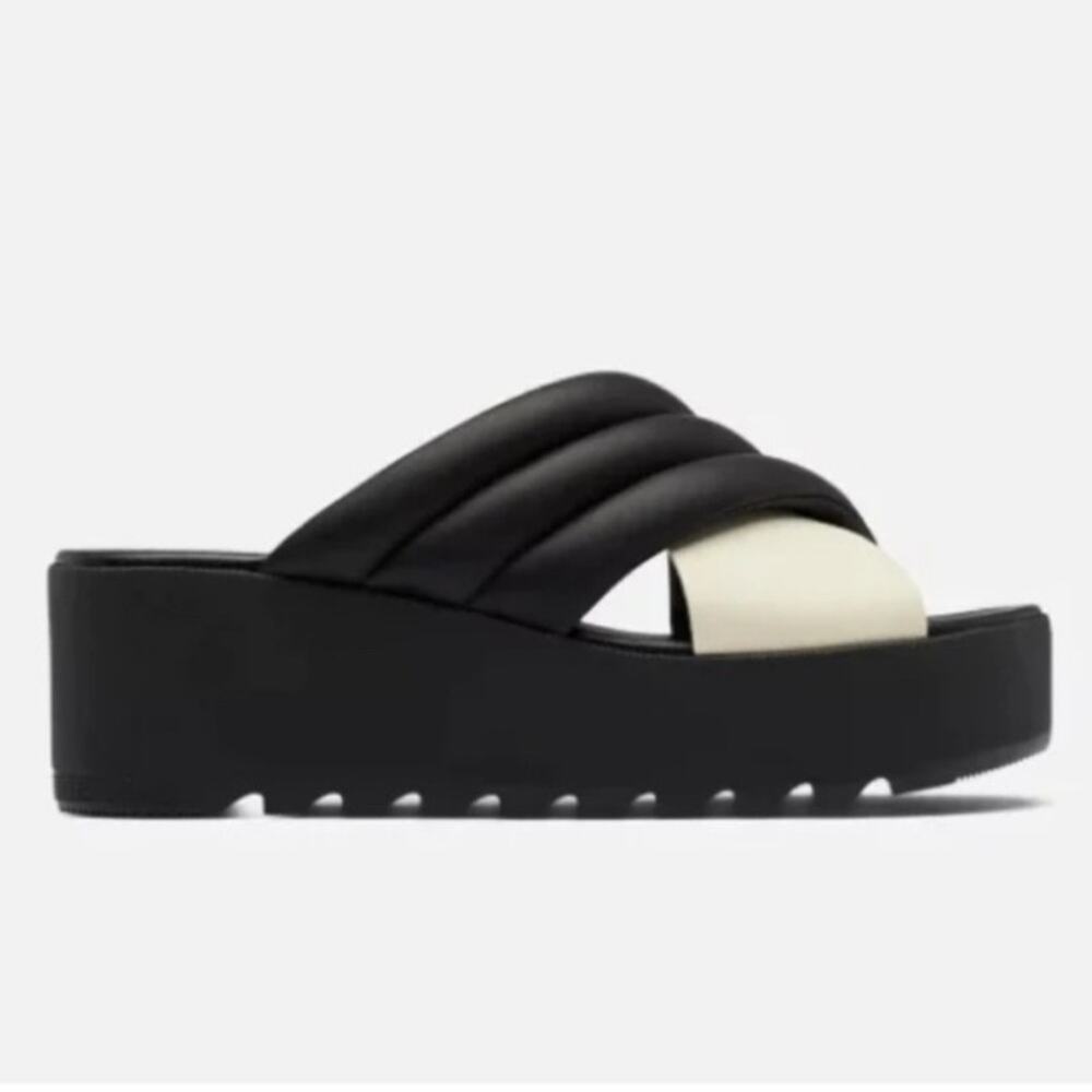 Sorel Cameron Flatform Puff Sandal Platform Slide Black & White Leather